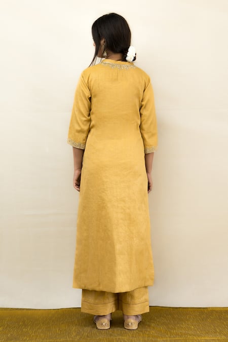 Mithi Supari Neck Embroidered Kurta Pant Set 