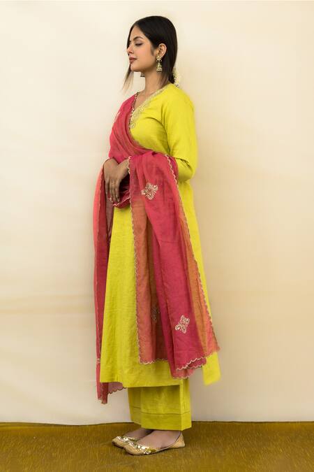 Mithi Supari Green Tissue, Silk Embroidery, Sequins, Mirrors V-neck Keri Kurta Pant Set Online at Aza Fashions Mithi Supari_Green Tissue, Silk Embroidery, Sequins, Mirrors V-neck Keri Kurta Pant Set _Online_at_Aza_Fashions