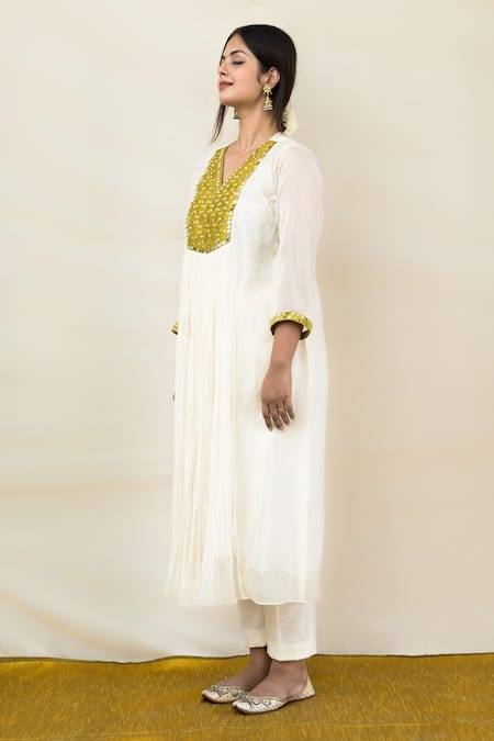 Mithi Supari Ivory Chanderi, Cotton Mirrors V-neck Meer Front Gathered Tunic And Pant Set Online at Aza Fashions Mithi Supari_Ivory Chanderi, Cotton Mirrors V-neck Meer Front Gathered Tunic And Pant Set _Online_at_Aza_Fashions