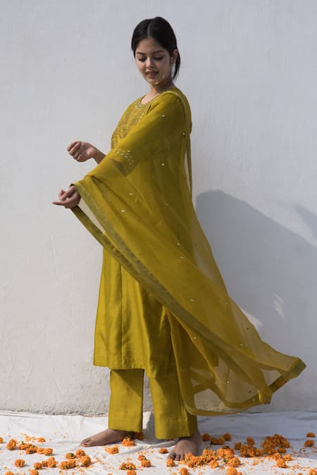 Shop Mithi Supari Green Silk, Chanderi, Organza Mirrors, Embroidery Nisa Yoke Kurta Pant Set at Aza Fashions Shop_Mithi Supari_Green Silk, Chanderi, Organza Mirrors, Embroidery Nisa Yoke Kurta Pant Set _at_Aza_Fashions