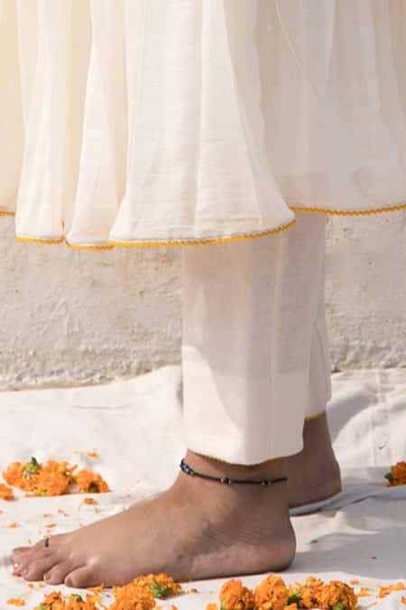 Buy_Mithi Supari_Ivory Chanderi, Organza, Cotton Embroidery V-neck Ruh Angrakha Anarkali Set 