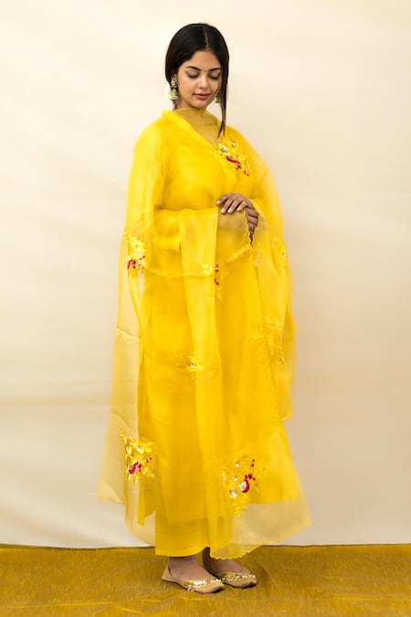 MITHI SUPARI Malti Solid Kurta Pant Set 