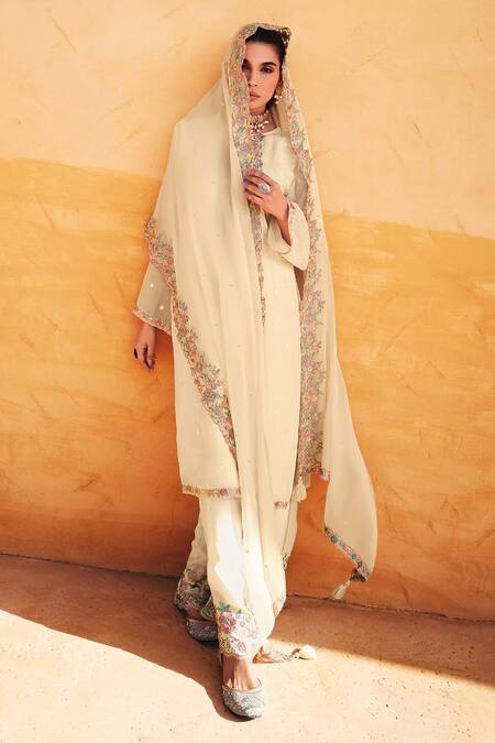 Shop Label Varsha White Viscose Embroidery Round Neck Floral Bloom Placket Kurta Palazzo Set at Aza Fashions Shop_Label Varsha_White Viscose Embroidery Round Neck Floral Bloom Placket Kurta Palazzo Set_at_Aza_Fashions