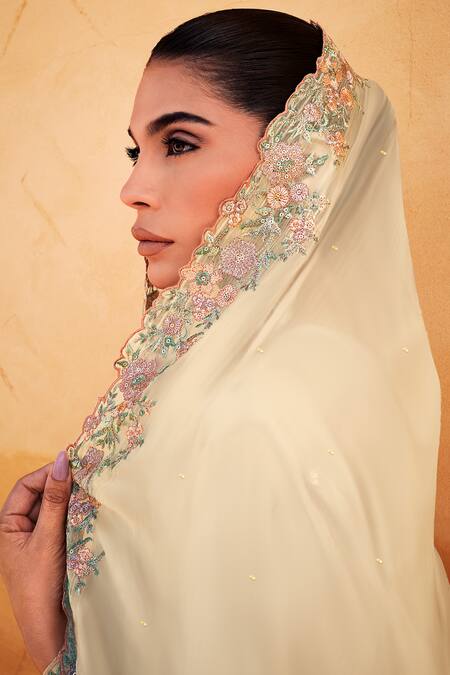 Buy Label Varsha White Viscose Embroidery Round Neck Floral Bloom Placket Kurta Palazzo Set Online at Aza Fashions Buy_Label Varsha_White Viscose Embroidery Round Neck Floral Bloom Placket Kurta Palazzo Set_Online_at_Aza_Fashions