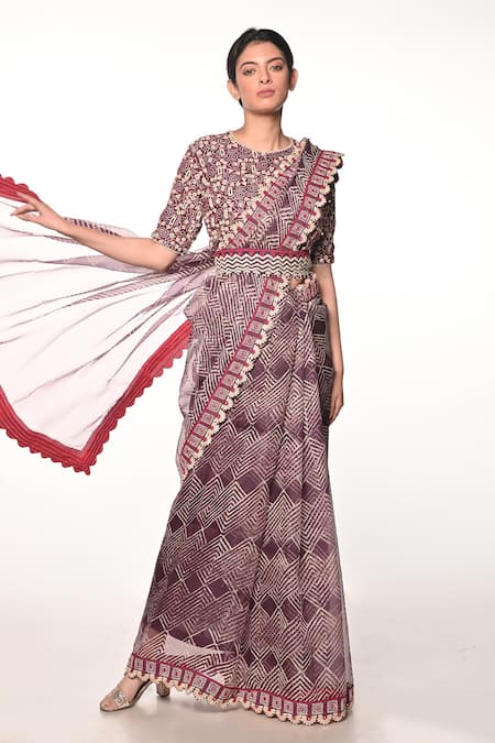 Organza sarees | Fashionable saree blouse designs, Latest model blouse  designs, Designer blouse patterns