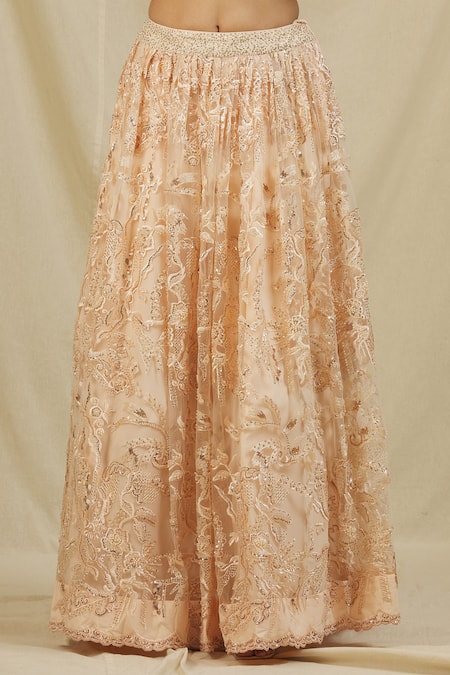 Rohini Bedi Peach Net Embroidery Thread U Neck Floral Bridal Lehenga Set at Aza Fashions Rohini Bedi_Peach Net Embroidery Thread U Neck Floral Bridal Lehenga Set _at_Aza_Fashions