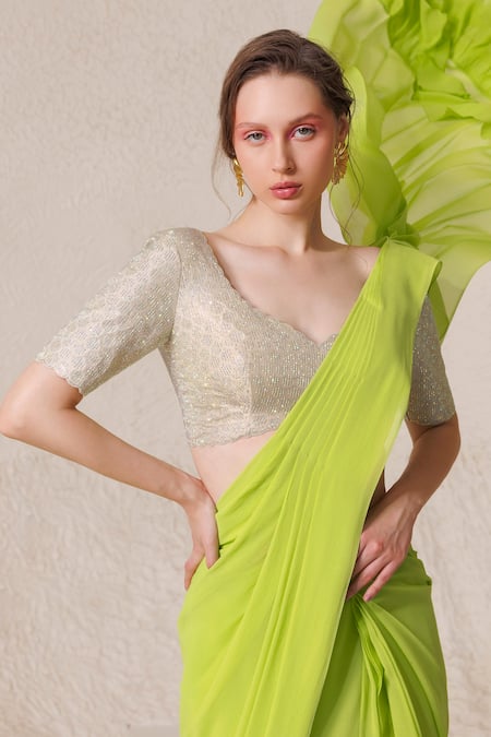 Stylish Blouse Patterns for Georgette and Chiffon Sarees!