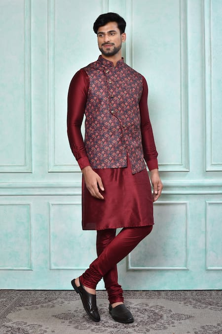 Aryavir Malhotra Floral Pattern Bundi & Maroon Kurta Set 