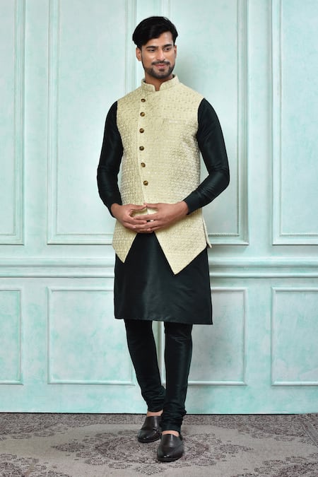 Aryavir Malhotra Square Embroidered Bundi & Kurta Set 