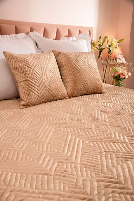 Shop LA Paloma Beige Velvet Quilted Pattern Bedspread Set at Aza Fashions Shop_LA Paloma_Beige Velvet Quilted Pattern Bedspread Set_at_Aza_Fashions