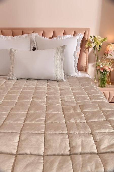 La Paloma Grey Velvet Square Quilted Bedspread