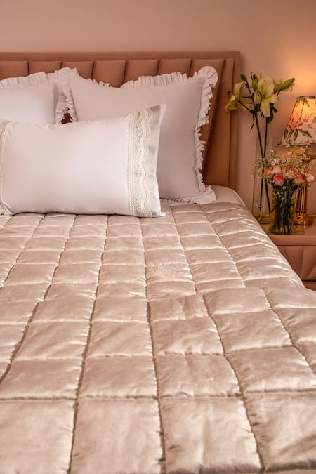 LA Paloma_Grey Velvet Square Quilted Bedspread_Online_at_Aza_Fashions