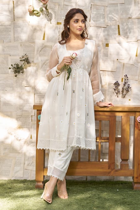Naaz By Noor Off White Cotton, Chanderi Embroidery, Lace Thread Peplum Jacket Pant Set at Aza Fashions Naaz By Noor_Off White Cotton, Chanderi Embroidery, Lace Thread Peplum Jacket Pant Set _at_Aza_Fashions