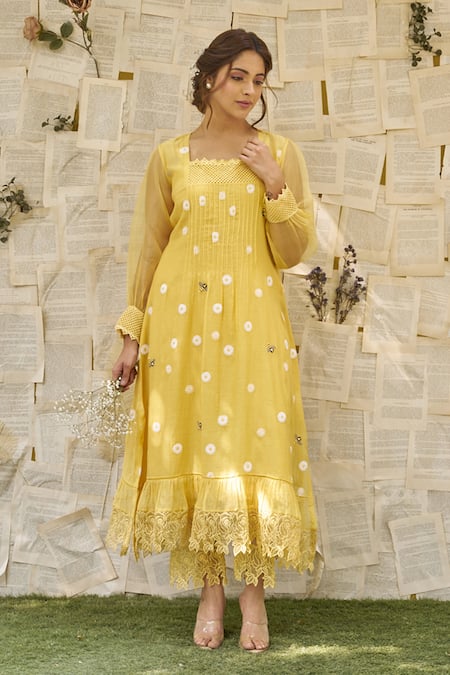 Shop_Naaz By Noor_Yellow Organza, Cotton, Chanderi Embroidery, Lace Daisy Thread Kurta And Pant Set _Online_at_Aza_Fashions