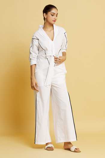 Buy_Style Junkiie_White Poplin Lace Shawl Neck Ladder Detail Tie-up Shirt 
