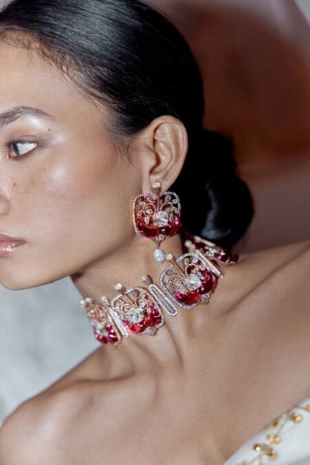 Buy Outhouse Pink Le Praia Embellished Choker Necklace Online at Aza Fashions Buy_Outhouse_Pink Le Praia Embellished Choker Necklace _Online_at_Aza_Fashions