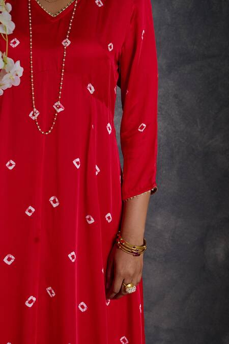 Buy_Gulaal_Red Modal, Satin Gota Patti V-neck Tie Dye Anarkali And Pant Set_Online_at_Aza_Fashions