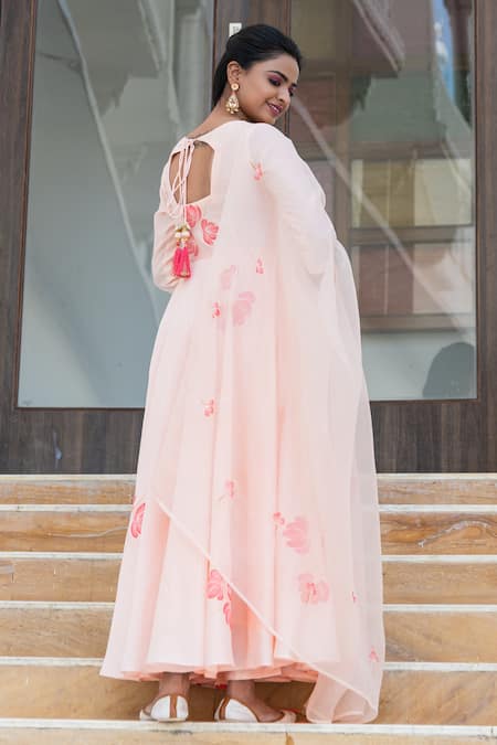 Kohsh Chanderi Floral Hand Painted Anarkali Set 