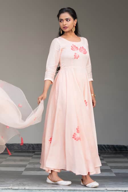Buy_Kohsh_Peach Chanderi Embroidery, Tassels Round Neck Floral Hand Painted Anarkali Set _Online_at_Aza_Fashions