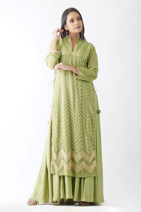 Buy_OMI_Green Georgette Sequins, Gota Patti Chevron Pattern Embroidered Layered Kurta _Online_at_Aza_Fashions