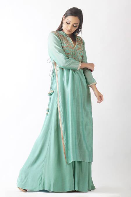 Buy_OMI_Blue Chanderi Embroidery, Sequins, Zari Mandarin Collar Hand Yoke Layered Kurta _Online_at_Aza_Fashions