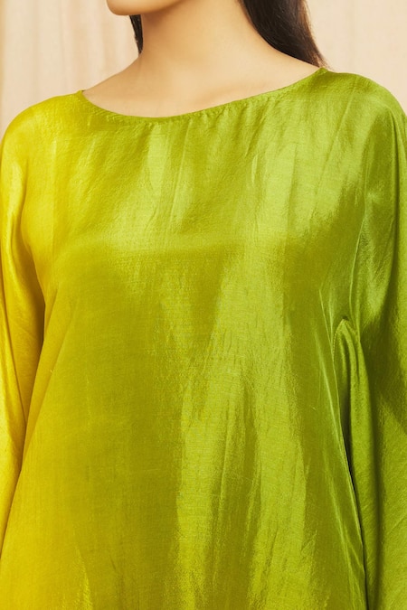 Buy_Meghna Panchmatia_Green Silk Tassels Round Neck Ombre Kaftan With Pant _Online_at_Aza_Fashions