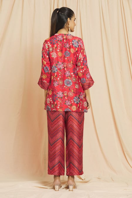 Shop Meghna Panchmatia Red Silk Embroidery Mandarin Collar Printed Top And Pant Set at Aza Fashions Shop_Meghna Panchmatia_Red Silk Embroidery Mandarin Collar Printed Top And Pant Set _at_Aza_Fashions