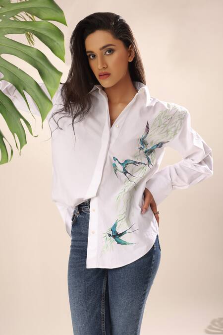 Kyra By Nina + Deepika White Cotton Collared Hand Painted Flying Birds Shirt Online at Aza Fashions Kyra By Nina + Deepika_White Cotton Collared Hand Painted Flying Birds Shirt _Online_at_Aza_Fashions