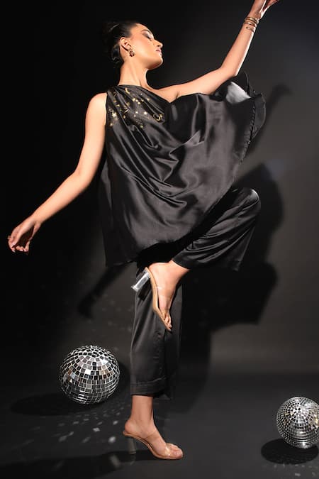 Shop Kyra By Nina + Deepika Black Silk, Satin One Shoulder Talking To The Stars Hand Painted And Pant Set Online at Aza Fashions Shop_Kyra By Nina + Deepika_Black Silk, Satin One Shoulder Talking To The Stars Hand Painted And Pant Set _Online_at_Aza_Fashions