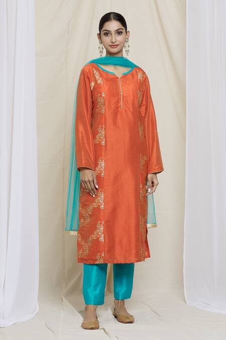 Samyukta Singhania Orange Silk, Net Embroidery Split V-neck Floral Woven Kurta Set at Aza Fashions Samyukta Singhania_Orange Silk, Net Embroidery Split V-neck Floral Woven Kurta Set_at_Aza_Fashions