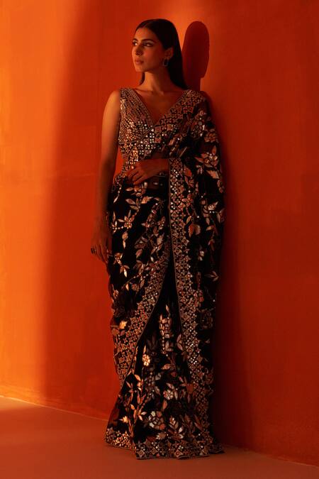 Shop_Angad Singh_Blue Net Zari, Mirrors, Applique V-neck Leather Work Saree And Blouse Set 