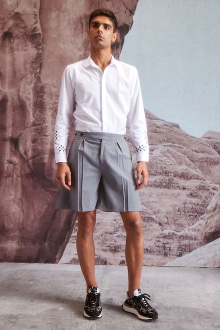 Louis Vuitton Men's Plain Short