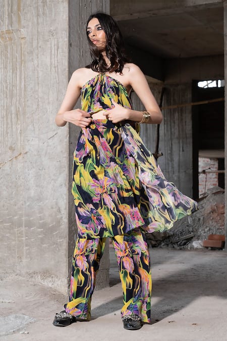 Therealb_Multi Color Viscose Halter Neck Island Oasis Printed Tie Up Strap Top _at_Aza_Fashions