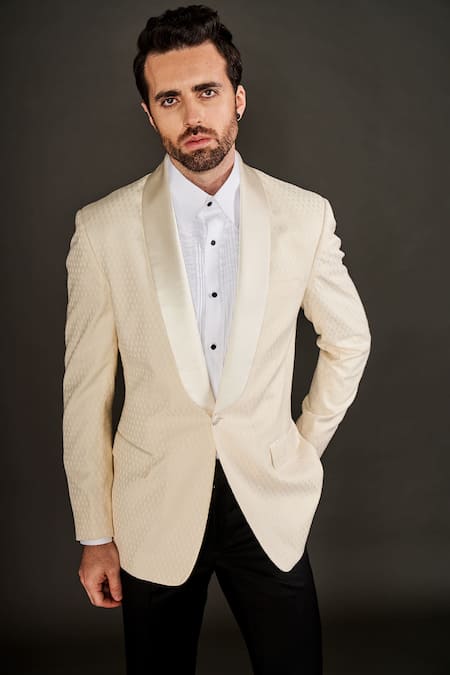 Buy_Arjuun Kilachand_Ivory Wool Silk Textured Geometric Shawl Lapel Collar Tuxedo And Trouser Set _Online_at_Aza_Fashions