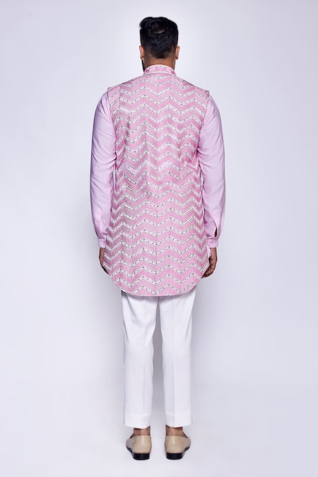 Shop Arjuun Kilachand Pink Linen, Silk Embroidery Chevron Resham Bundi And Kurta Set at Aza Fashions Shop_Arjuun Kilachand_Pink Linen, Silk Embroidery Chevron Resham Bundi And Kurta Set _at_Aza_Fashions