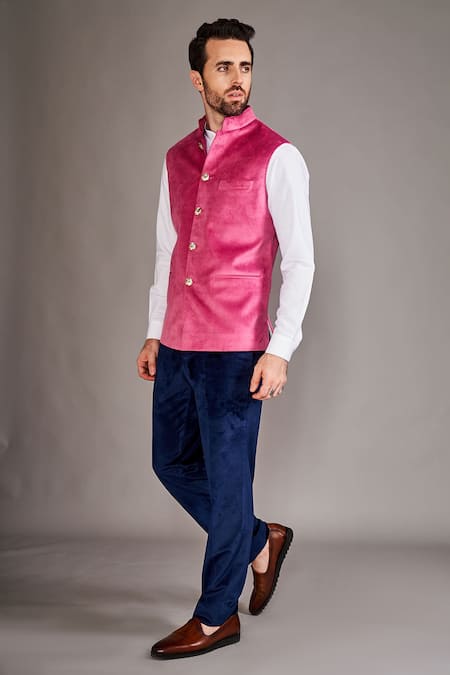 Arjun Kilachand Pink Velvet Solid Plain Bundi With Shirt 