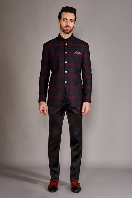 Arjuun Kilachand_Maroon Wool Embroidery Ombre Geometric Pattern Bandhgala With Pant _Online_at_Aza_Fashions