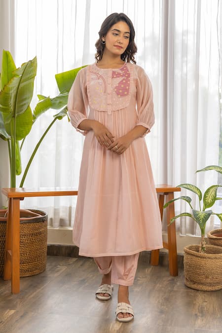 Khamaj India_Peach Cotton, Chanderi Pearls Round Carissa Yoke Embroidered Kurta And Palazzo Set _Online_at_Aza_Fashions