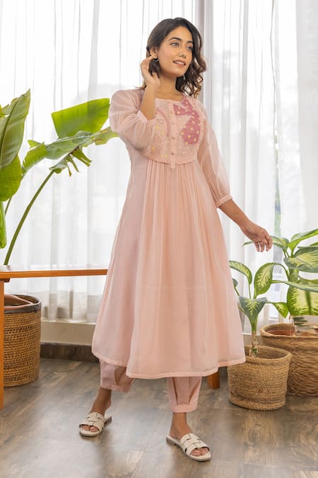 Buy_Khamaj India_Peach Cotton, Chanderi Pearls Round Carissa Yoke Embroidered Kurta And Palazzo Set _Online_at_Aza_Fashions