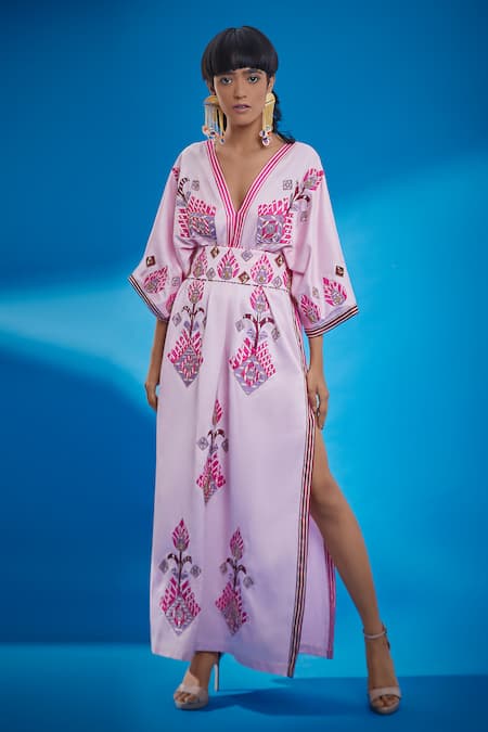 Surily G Peacock Feather Motif Embroidered Kaftan With Belt 