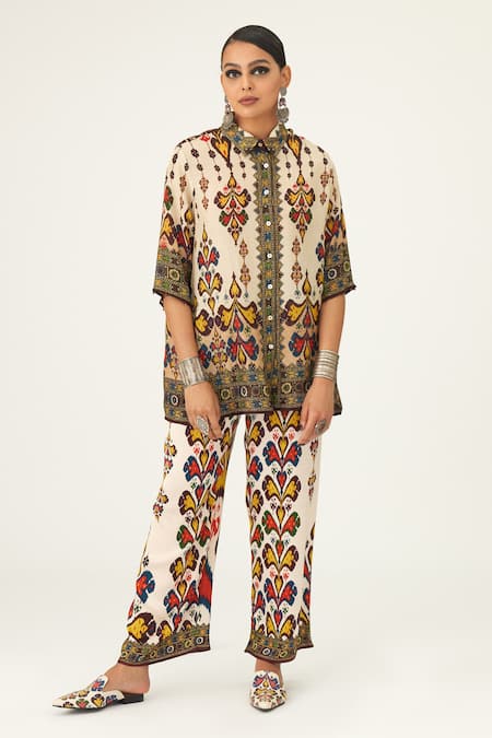 Buy_Rajdeep Ranawat_Beige Silk Beads Shawl Neck Maizah Geometric Pattern Shirt_Online_at_Aza_Fashions