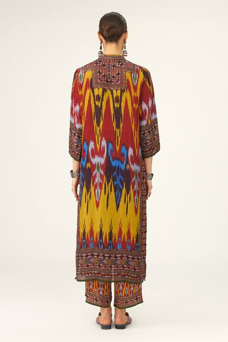 Shop Rajdeep Ranawat Yellow Silk Beads Bandeau Neck Champa Geometric Pattern Tunic at Aza Fashions Shop_Rajdeep Ranawat_Yellow Silk Beads Bandeau Neck Champa Geometric Pattern Tunic_at_Aza_Fashions