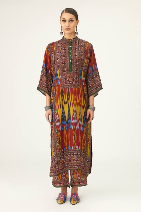 Rajdeep Ranawat Yellow Silk Beads Bandeau Neck Ghazala Geometric Pattern Tunic Online at Aza Fashions Rajdeep Ranawat_Yellow Silk Beads Bandeau Neck Ghazala Geometric Pattern Tunic_Online_at_Aza_Fashions