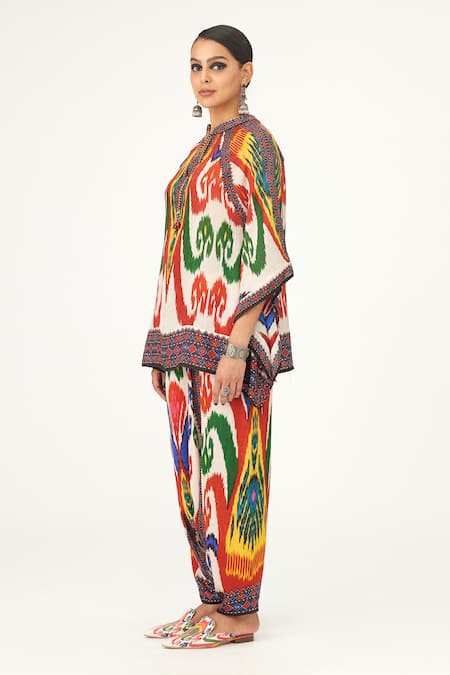 Buy_Rajdeep Ranawat_Multi Color Silk Mandarin Collar Ramona Abstract Print Short Poncho_Online_at_Aza_Fashions