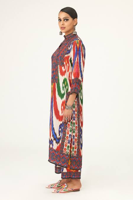 Buy_Rajdeep Ranawat_Multi Color Silk Embroidery Bandeau Neck Champa Abstract Print Kurta_Online_at_Aza_Fashions