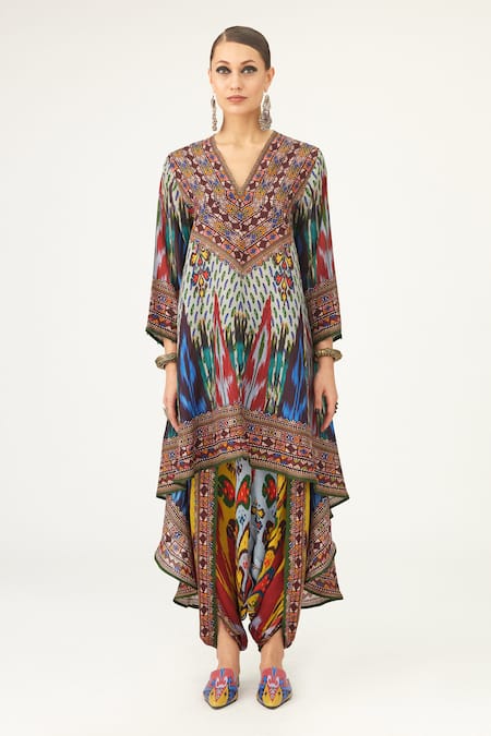 Rajdeep Ranawat Multi Color Silk V-neck Aarvi Abstract Print Asymmetric Tunic Online at Aza Fashions Rajdeep Ranawat_Multi Color Silk V-neck Aarvi Abstract Print Asymmetric Tunic_Online_at_Aza_Fashions