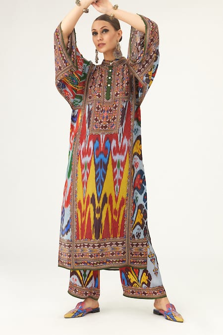 Shop Rajdeep Ranawat Multi Color Silk Collared Gayatri Abstract Print Box Tunic Online at Aza Fashions Shop_Rajdeep Ranawat_Multi Color Silk Collared Gayatri Abstract Print Box Tunic_Online_at_Aza_Fashions