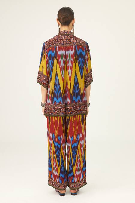 Shop Rajdeep Ranawat Yellow Satin Permaz Geometric Abstract Print Pant at Aza Fashions Shop_Rajdeep Ranawat_Yellow Satin Permaz Geometric Abstract Print Pant_at_Aza_Fashions