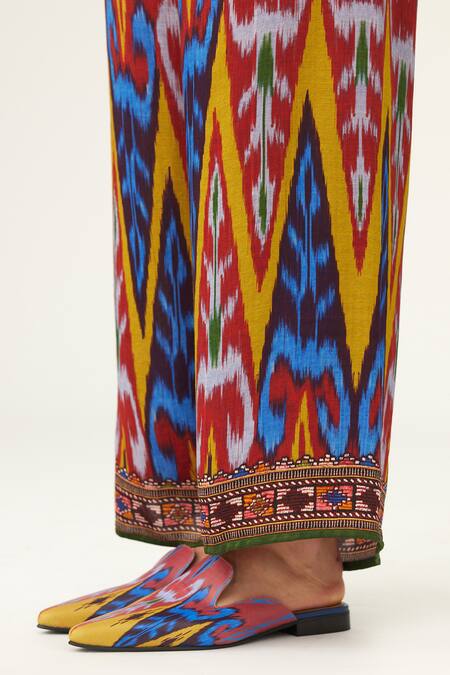 Rajdeep Ranawat Yellow Satin Permaz Geometric Abstract Print Pant at Aza Fashions Rajdeep Ranawat_Yellow Satin Permaz Geometric Abstract Print Pant_at_Aza_Fashions
