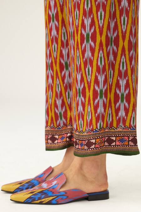 Rajdeep Ranawat_Yellow Satin Permaz Geometric Print Pant_at_Aza_Fashions